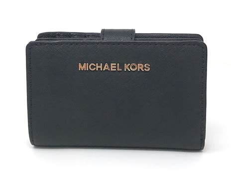 Michael kors jet set billfold + FREE SHIPPING 